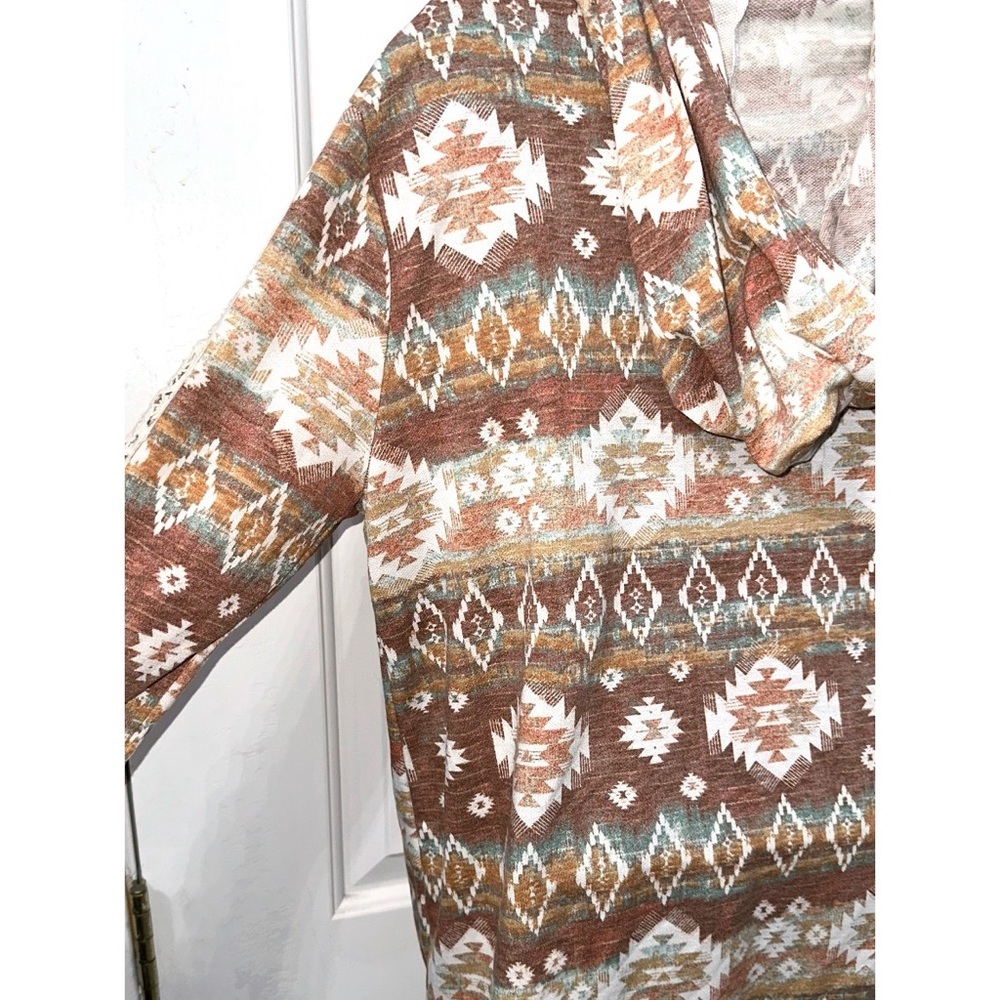 Haptics Aztec Pullover Long Sleeve Lightweight Hoodie with lace details - Picture 5 of 7